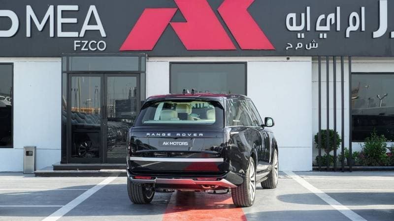 2026 Land Rover Range Rover AUTOBIOGRAPHY P530 thumbnail 6