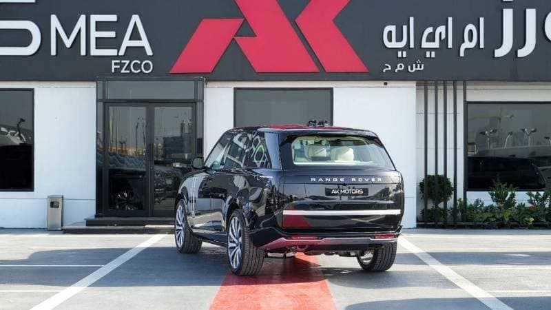 2026 Land Rover Range Rover AUTOBIOGRAPHY P530 thumbnail 4