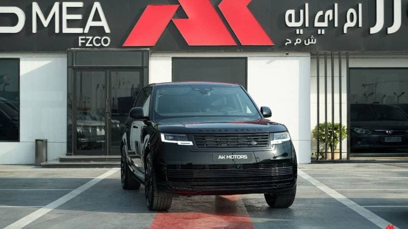 2026 Land Rover Range Rover SV LWB P615