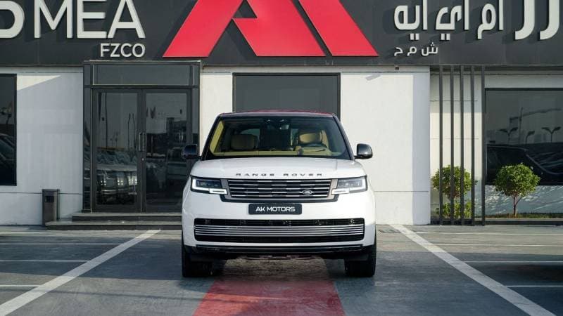 2026 Land Rover Range Rover SV LWB P615 thumbnail 2