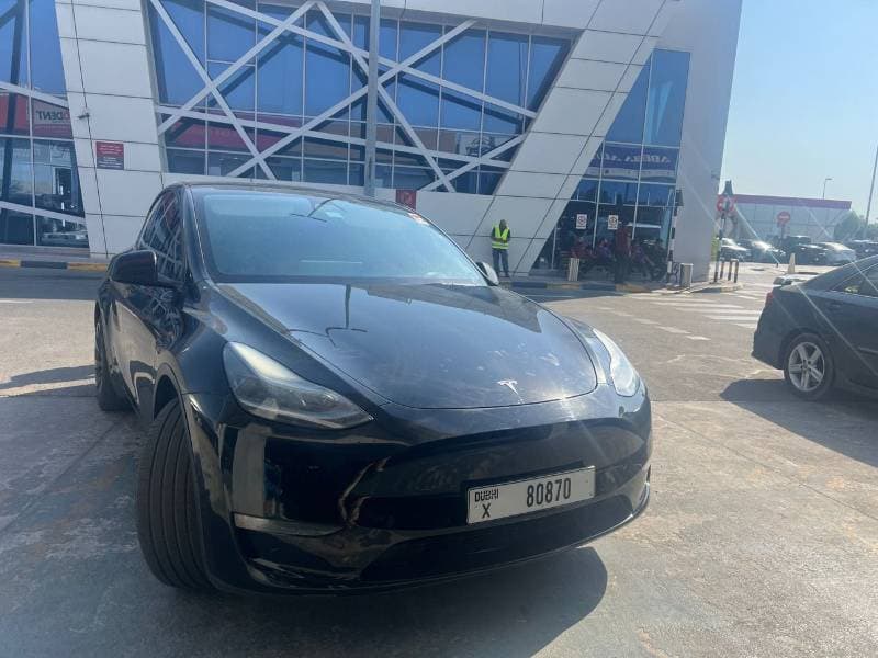 2022 Tesla Model Y LONG RANGE thumbnail 3