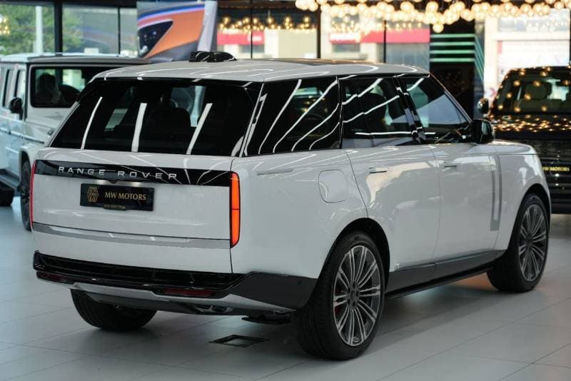 2026 Land Rover Range Rover HSE P530 thumbnail 4