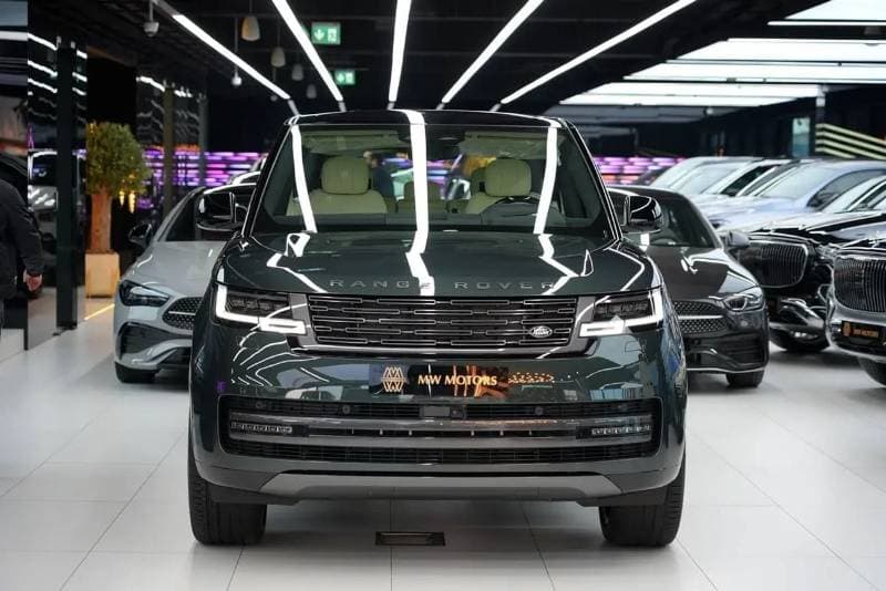 2026 Land Rover Range Rover HSE P400 thumbnail 2