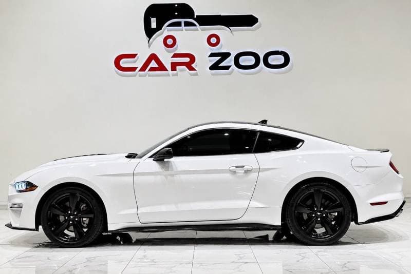 2022 Ford Mustang STANDARD thumbnail 2