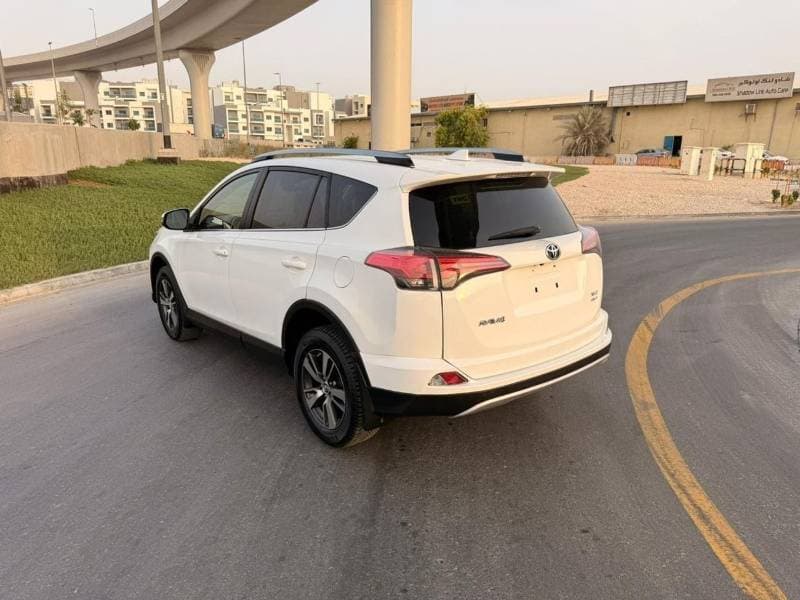 2018 Toyota RAV4 VXR thumbnail 7