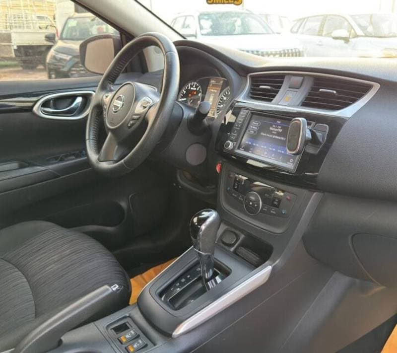 2019 Nissan Sentra SV LIMITED EDITION thumbnail 5