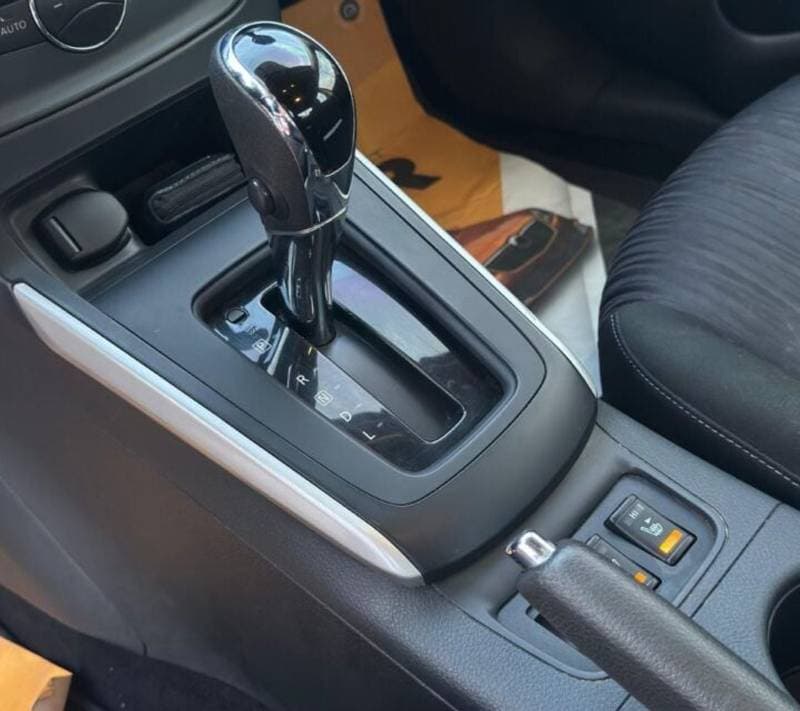 2019 Nissan Sentra SV LIMITED EDITION thumbnail 8