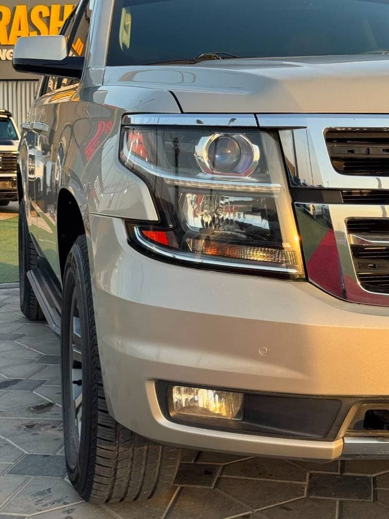 2015 Chevrolet Tahoe LS thumbnail 5