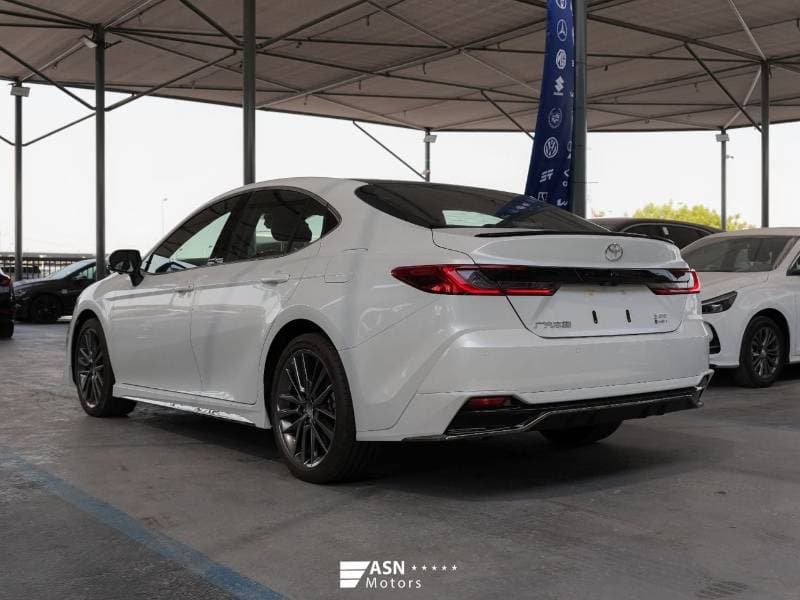 2026 Toyota Camry SPORT HEV thumbnail 8