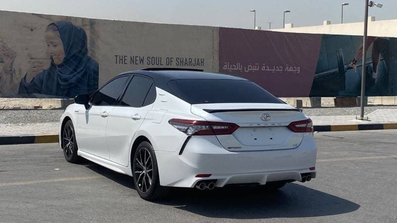 2021 Toyota Camry GRANDE HEV thumbnail 7