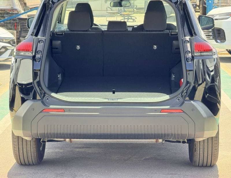 2026 Toyota RAV4 LE thumbnail 5