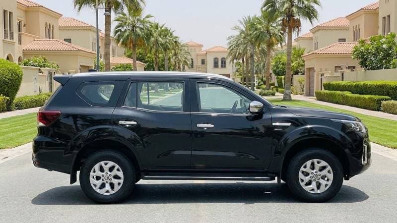 2022 Nissan X Terra TITANIUM thumbnail 3