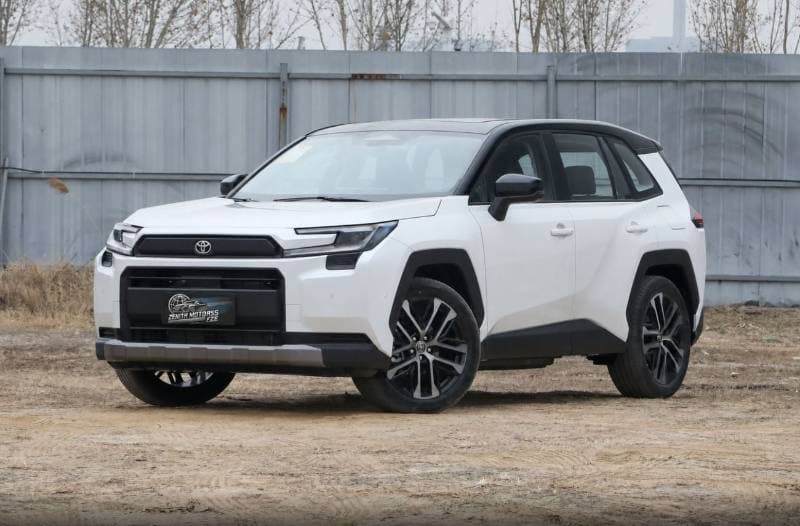 2026 Toyota RAV4 Flagship 2.5 AWD thumbnail 2