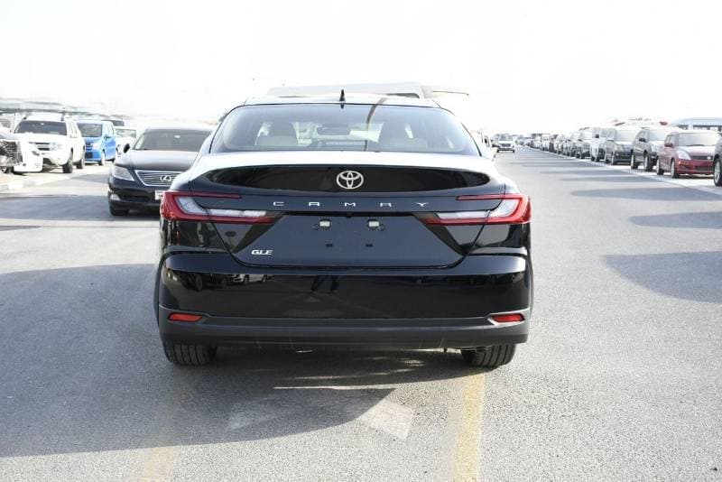 2026 Toyota Camry GLE thumbnail 5