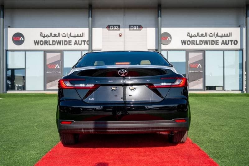 2026 Toyota Camry LE thumbnail 4