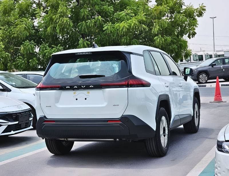 2026 Toyota RAV4 LE thumbnail 5