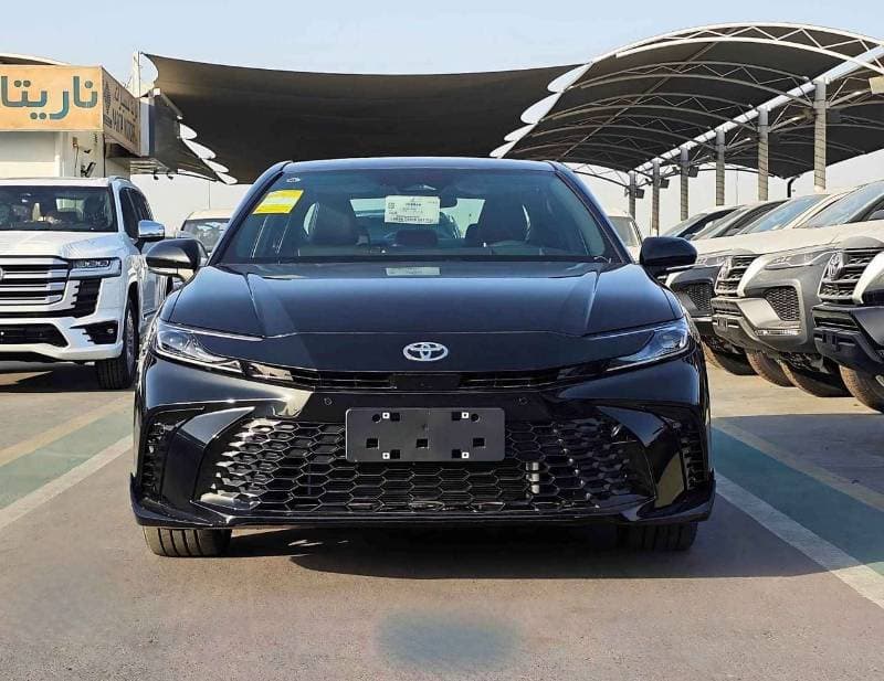 2025 Toyota Camry SPORT HEV