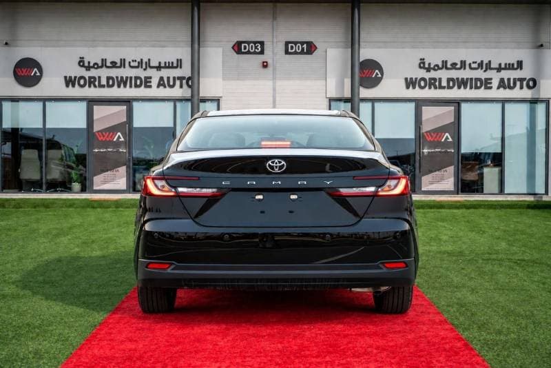 2026 Toyota Camry LE thumbnail 5