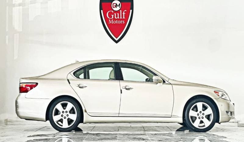 2011 Lexus LS460 LWB 5ST thumbnail 3