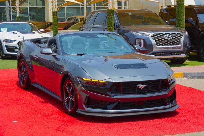 2025 Ford Mustang STANDARD thumbnail 3