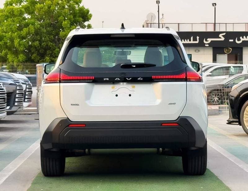 2026 Toyota RAV4 XLE thumbnail 4