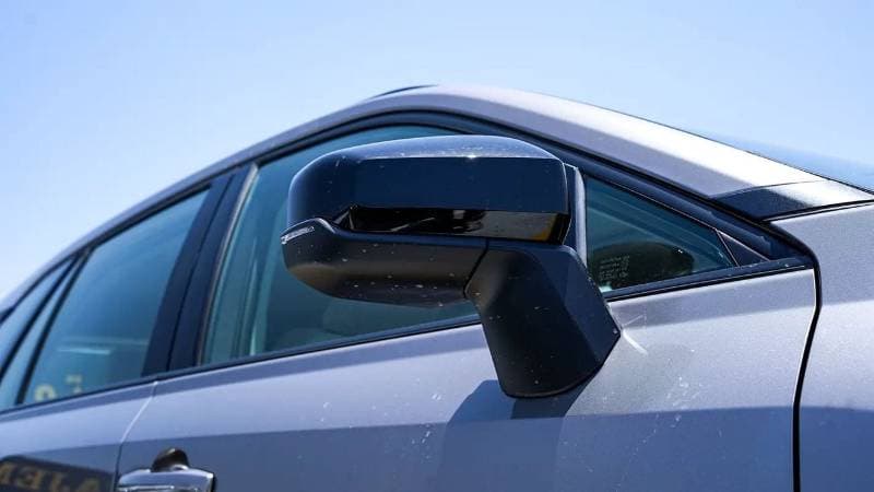 2026 Toyota RAV4 XLE thumbnail 4