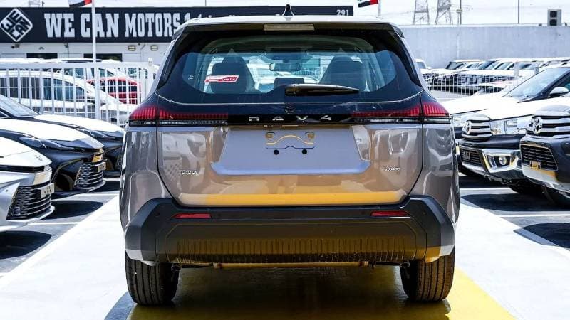 2026 Toyota RAV4 LE thumbnail 7