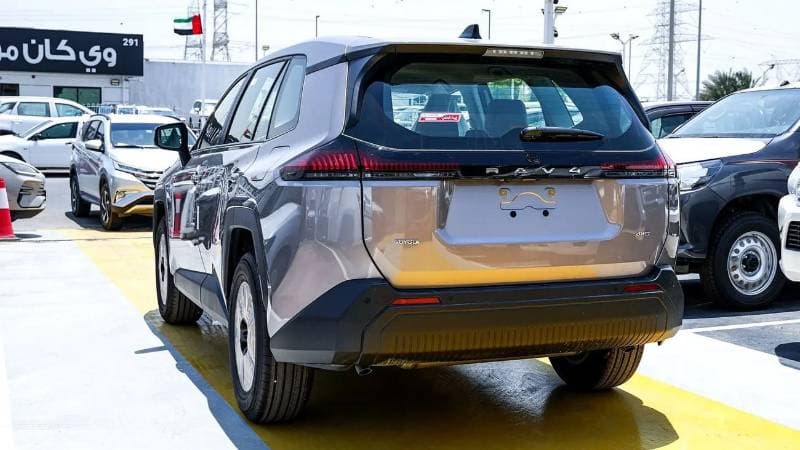 2026 Toyota RAV4 LE thumbnail 8