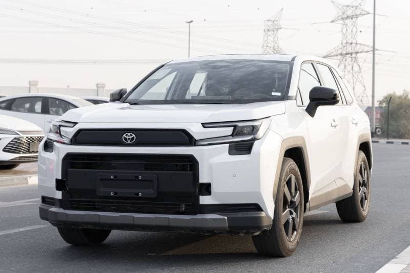 2026 Toyota RAV4 Luxury thumbnail 3