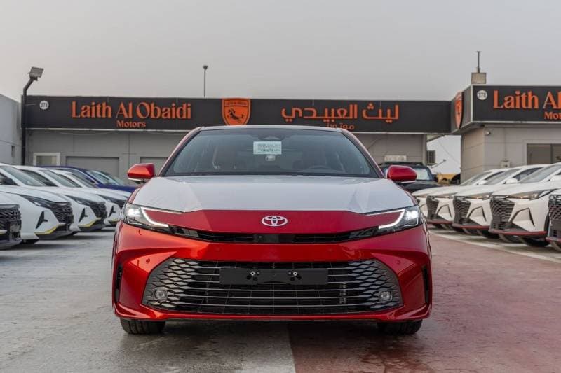 2026 Toyota Camry LUMIERE HEV thumbnail 2
