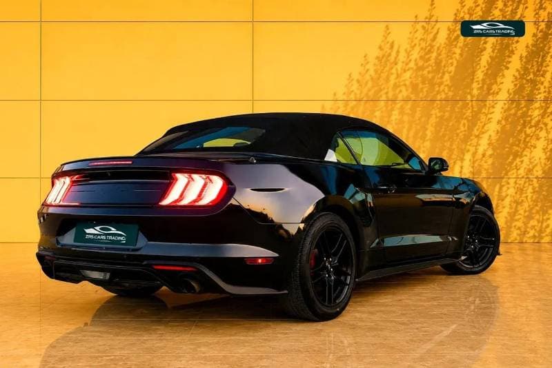2020 Ford Mustang thumbnail 6