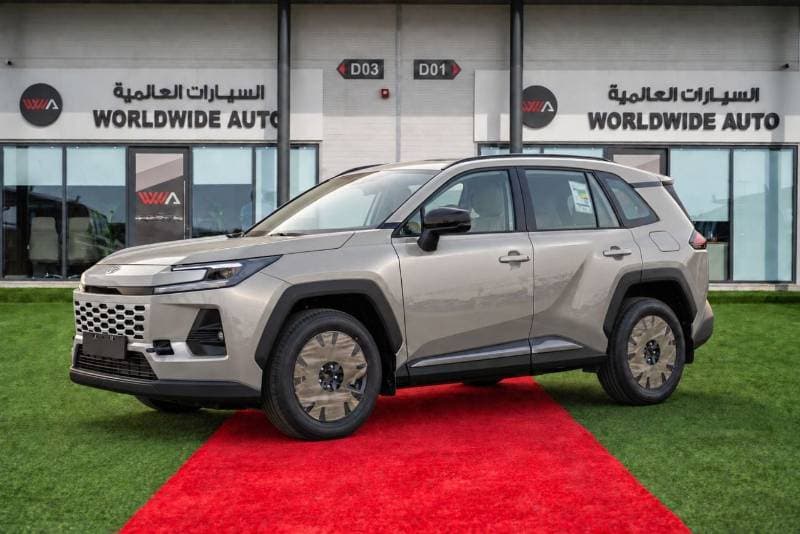 2026 Toyota RAV4 XLE thumbnail 5