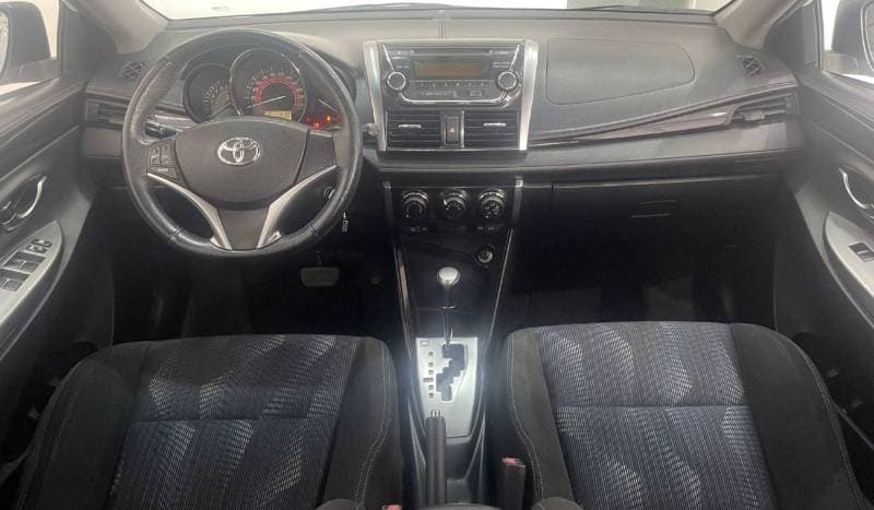 2015 Toyota Yaris SPORT thumbnail 6