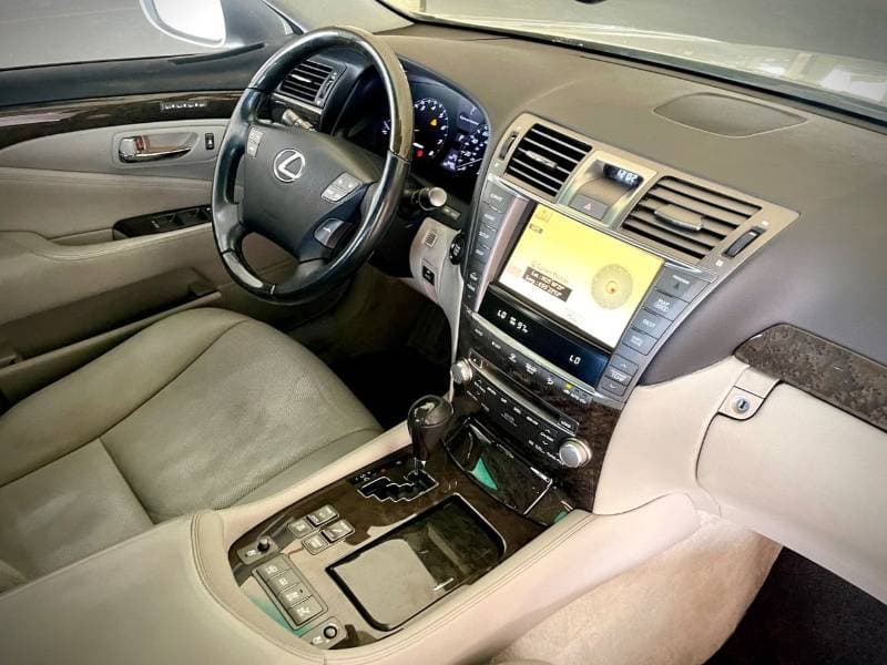 2012 Lexus LS460 PREMIER LWB thumbnail 7