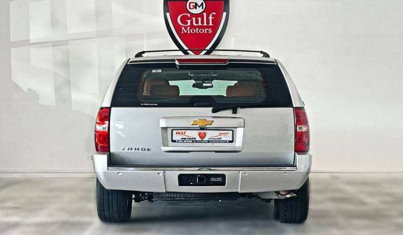2014 Chevrolet Tahoe LTZ thumbnail 5