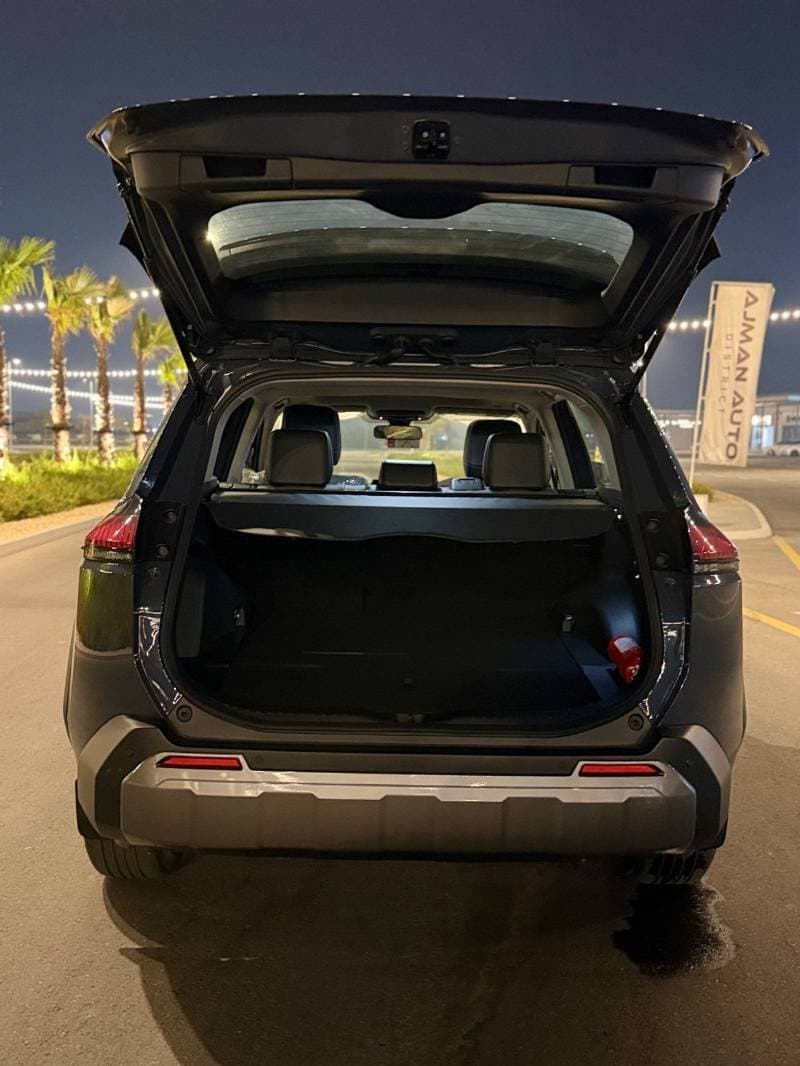 2026 Toyota RAV4 VXR HEV thumbnail 8