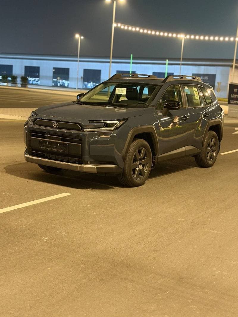 2026 Toyota RAV4 VXR HEV thumbnail 5