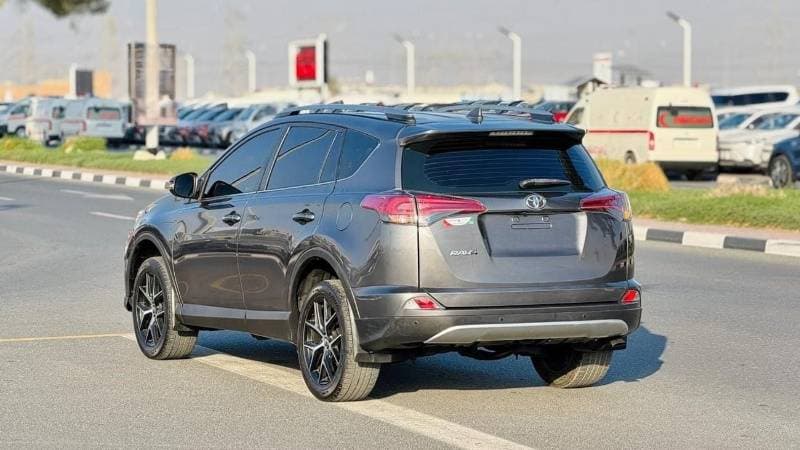 2018 Toyota RAV4 VXR thumbnail 5