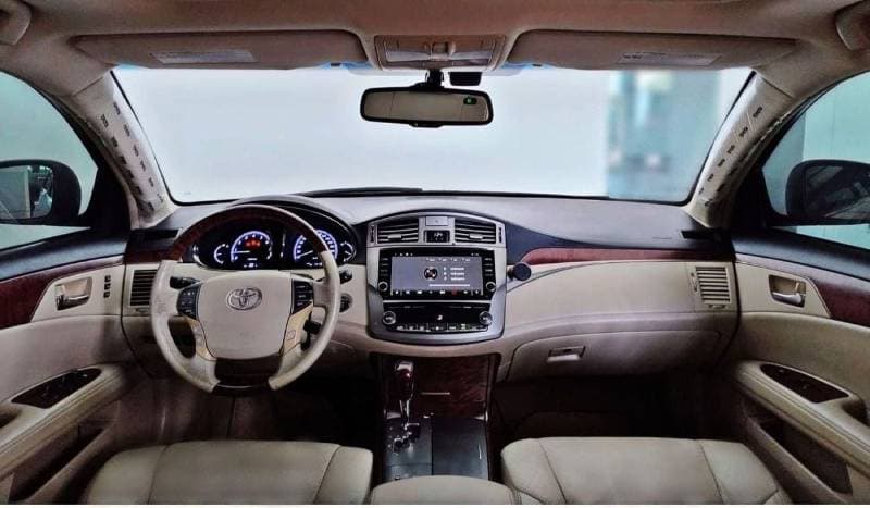 2012 Toyota Avalon LIMITED thumbnail 6