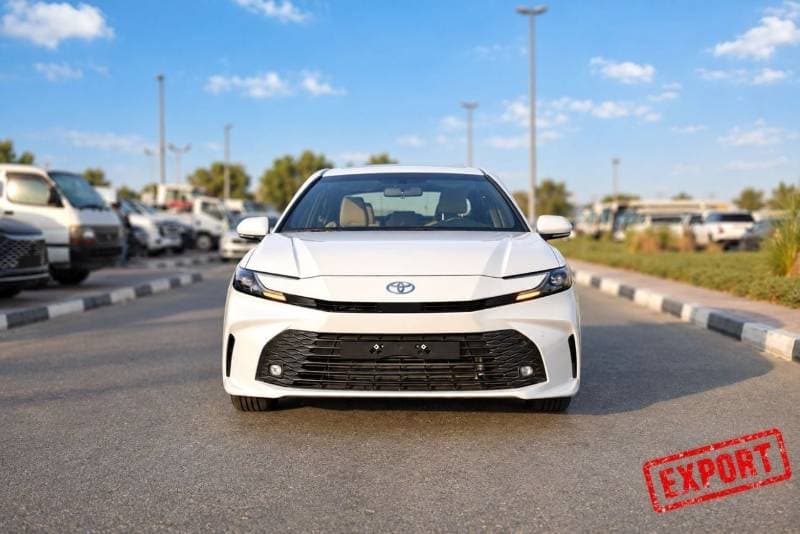 2025 Toyota Camry LE thumbnail 2
