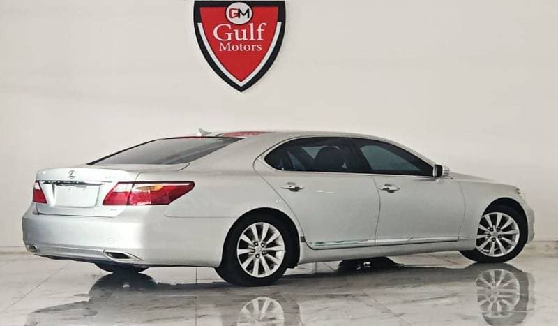 2012 Lexus LS460 PREMIER LWB thumbnail 4