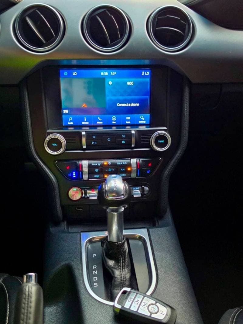 2021 Ford Mustang GT PREMIUM thumbnail 4