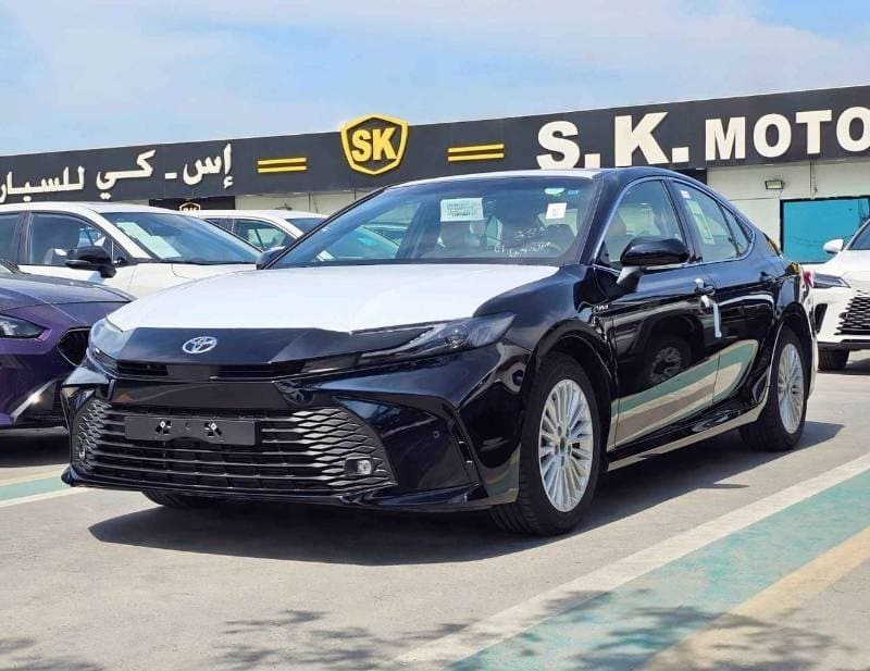 2025 Toyota Camry E PLUS HEV