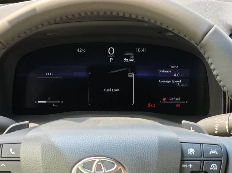 2026 Toyota Camry GLE thumbnail 8