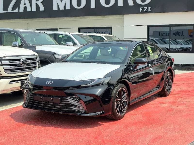 2026 Toyota Camry GLE thumbnail 3