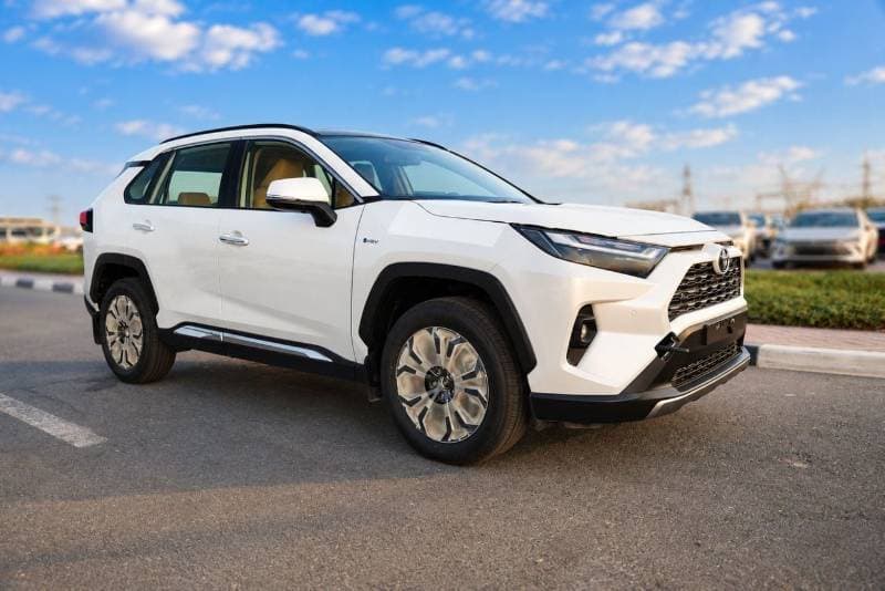 2025 Toyota RAV4 VXR HEV thumbnail 3