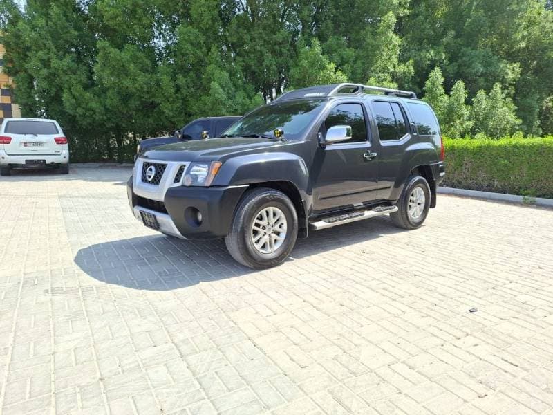 2015 Nissan X Terra S thumbnail 3