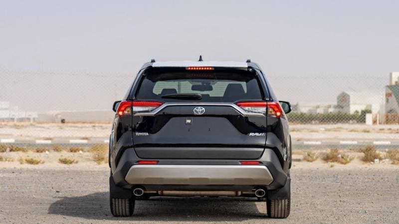 2024 Toyota RAV4 XLE thumbnail 5