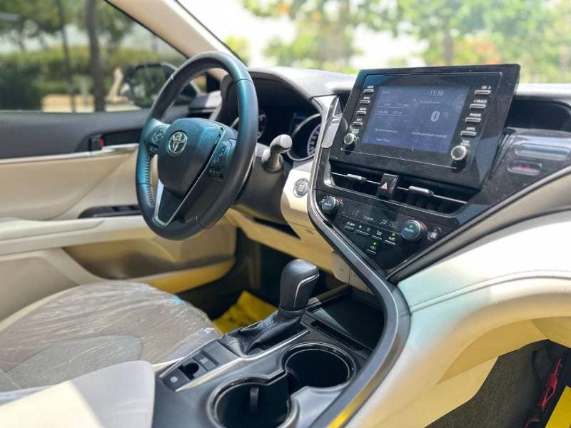2024 Toyota Camry SE thumbnail 7