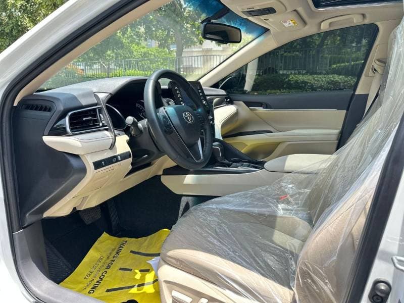 2024 Toyota Camry SE thumbnail 8